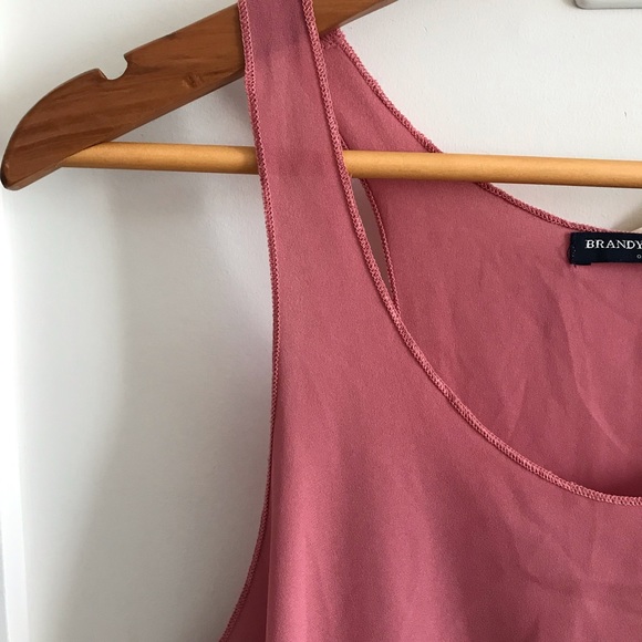 🔥 Brandy Melville Women’s Camisole Top 🔥 - Picture 2 of 3